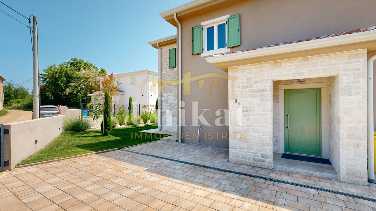 Hiša blizu Vižinade - vrt, bazen, 4 spalnice